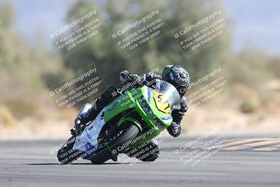 media/Nov-01-2025-CVMA (Sat) [[fc0f7531b8]]/Race 4-500-400-350 Supersport/